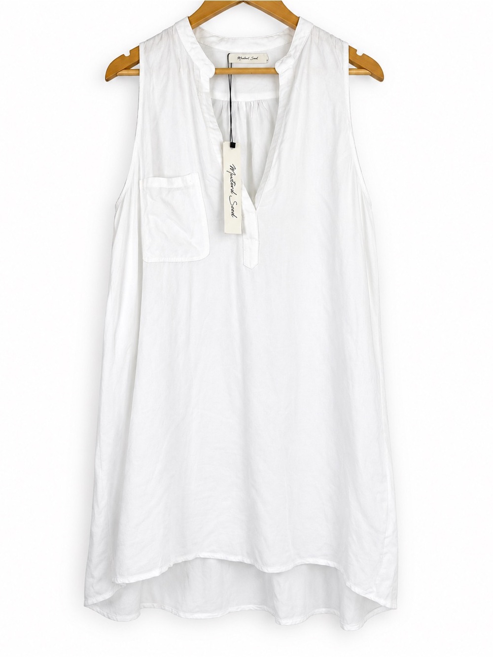 Mustard Seed White Sleeveless Tunic Tank Top Rayon Split Neck Pocket Medium NWT
